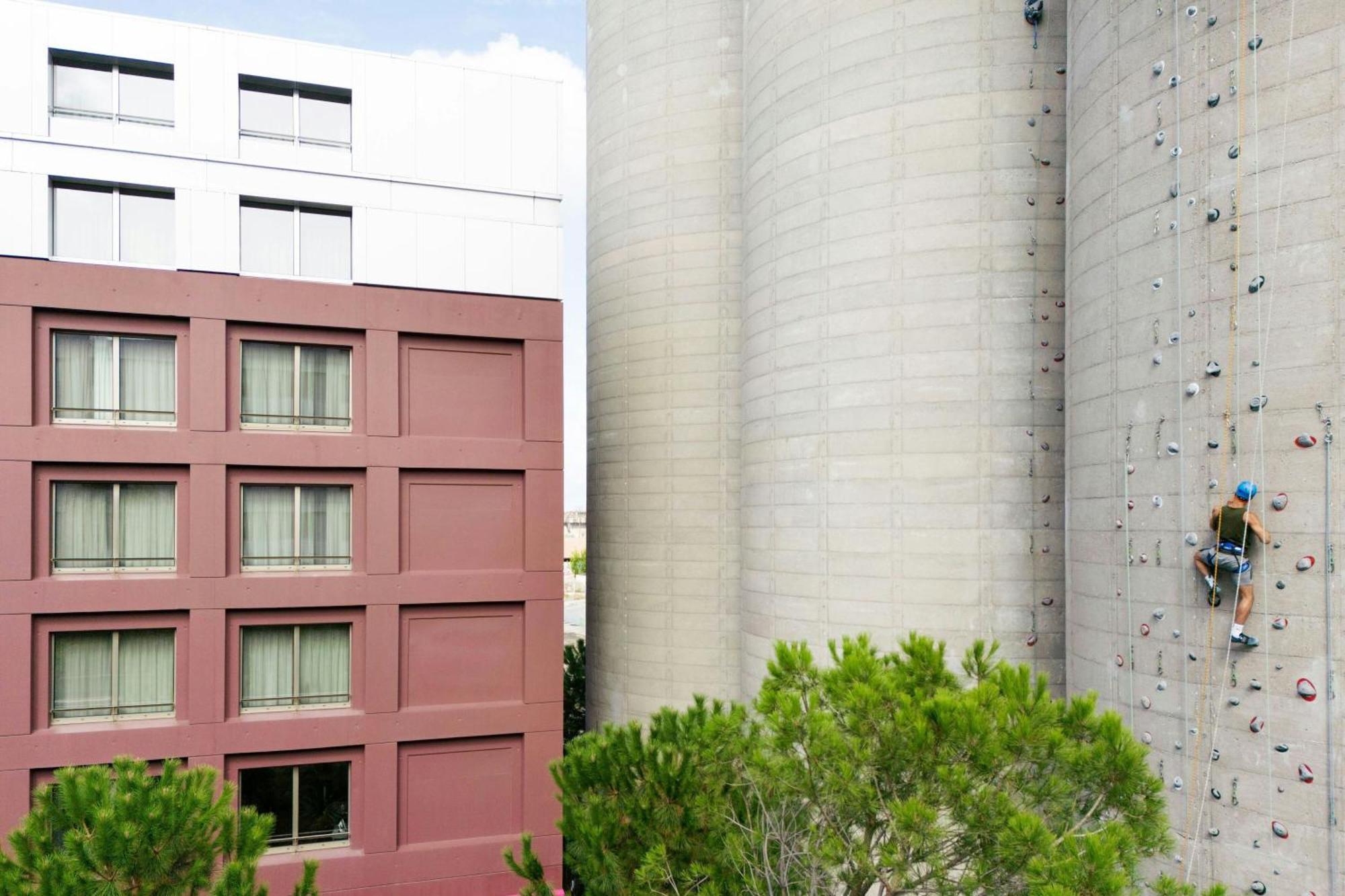 Hotel Moxy Bordeaux Exterior foto